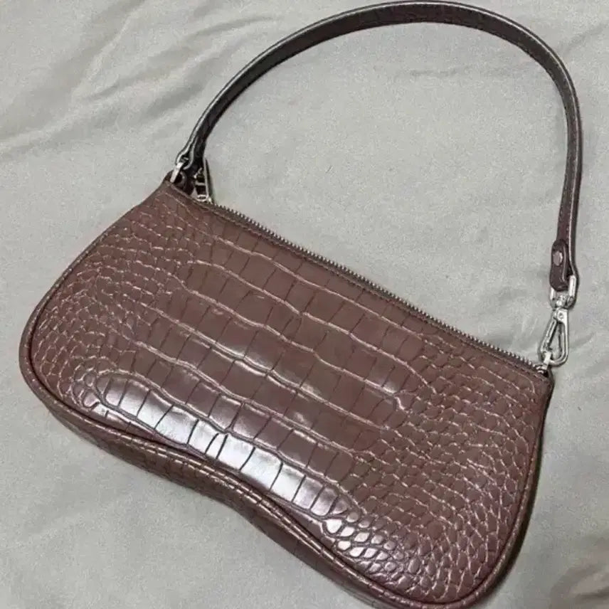 [BUNJANG] JW Pei Eva Shoulder Bag Brown / JW PEI 쥬페이 EVA 에바 숄더백 에바백 가방 브라운