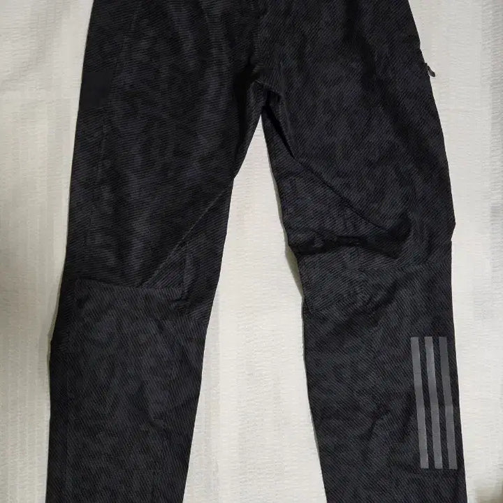 [BUNJANG] Adidas Terrex Techrock Rain.RDY Pants / 아디다스 테렉스 테크락 레인레디 팬츠