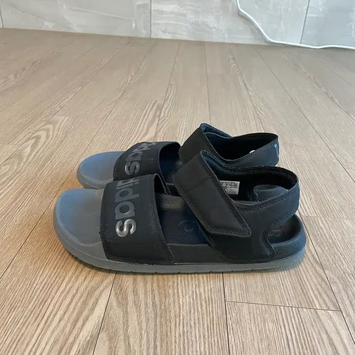 [BUNJANG] Adidas Black Sandals 235mm / 아디다스 블랙 샌들 235mm
