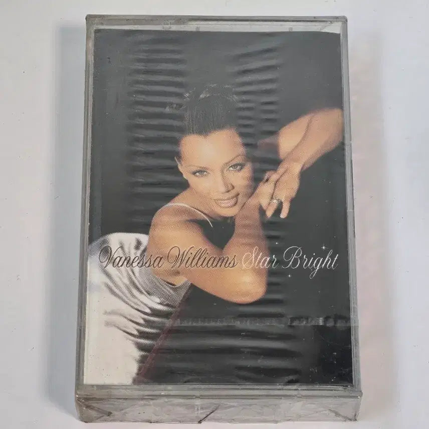 [BUNJANG] Vanessa Williams Star Bright Cassette Tape (Sealed) / [미개봉/희귀] 바네사 윌리엄스(Vanessa Williams)