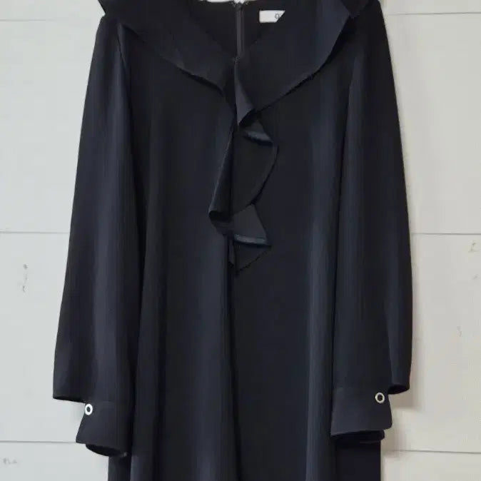 [BUNJANG] Ozsecon Ruffle Neck Asymmetrical Dress / 한섬 오즈세컨 러플넥 언발 원피스