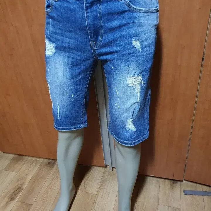 [BUNJANG] GETUSED Spandex Denim Shorts Size 32 / GETUSED겟유즈드스판디스청반바지82(32) 입니다