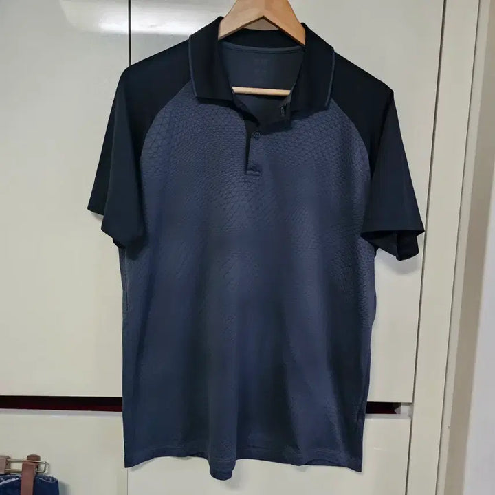 [BUNJANG] Uniqlo Functional Short-Sleeve Polo T-Shirt Navy Black 105 / 유니클로 기능성 반팔 카라 티셔츠 네이비 블랙 105