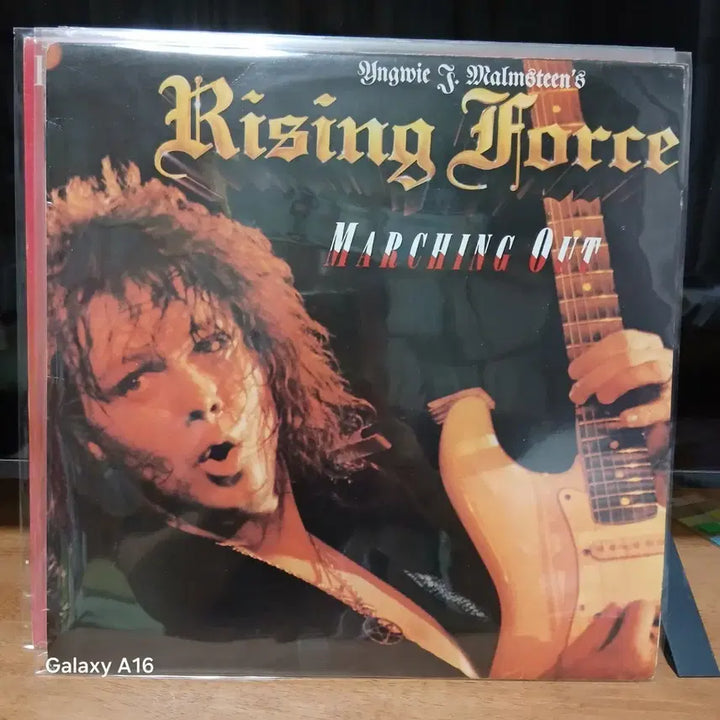 [BUNJANG] Yngwie Malmsteen Rising Force Marching Out LP / LP 잉베이 맘스틴 Rising Force