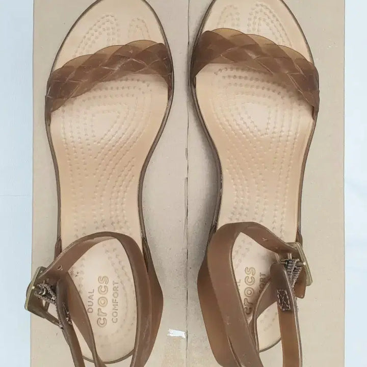 [BUNJANG] Crocs Isabella Block Heel Women&
