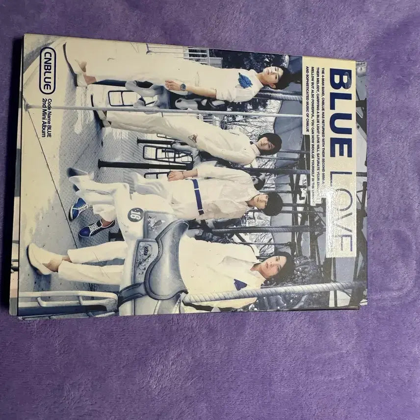 [BUNJANG] CNBLUE Mini 2nd Album BLUE LOVE CD (New Old Stock) / 미사용 새 상품 씨엔블루 미니 2집 BLUE LOVE CD 판매합니다