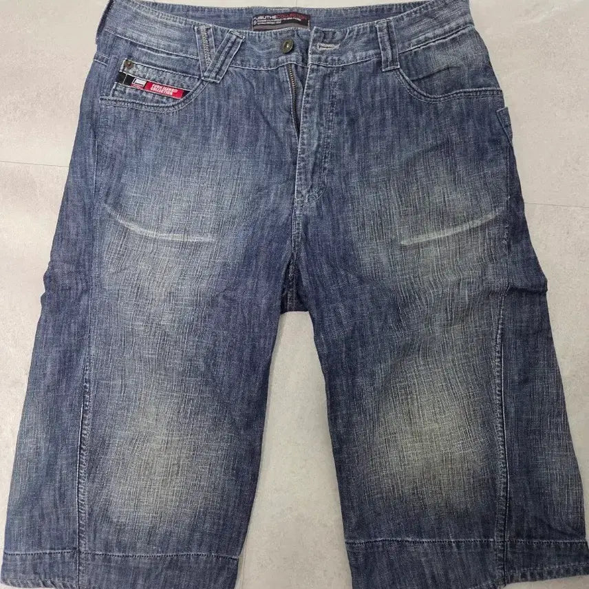 [BUNJANG] FUBU Vintage Y2K Hip Hop Denim Half Pants / FUBU 푸부 올드스쿨 빈티지 지퍼 데님 하프팬츠 (Y2K 힙합)