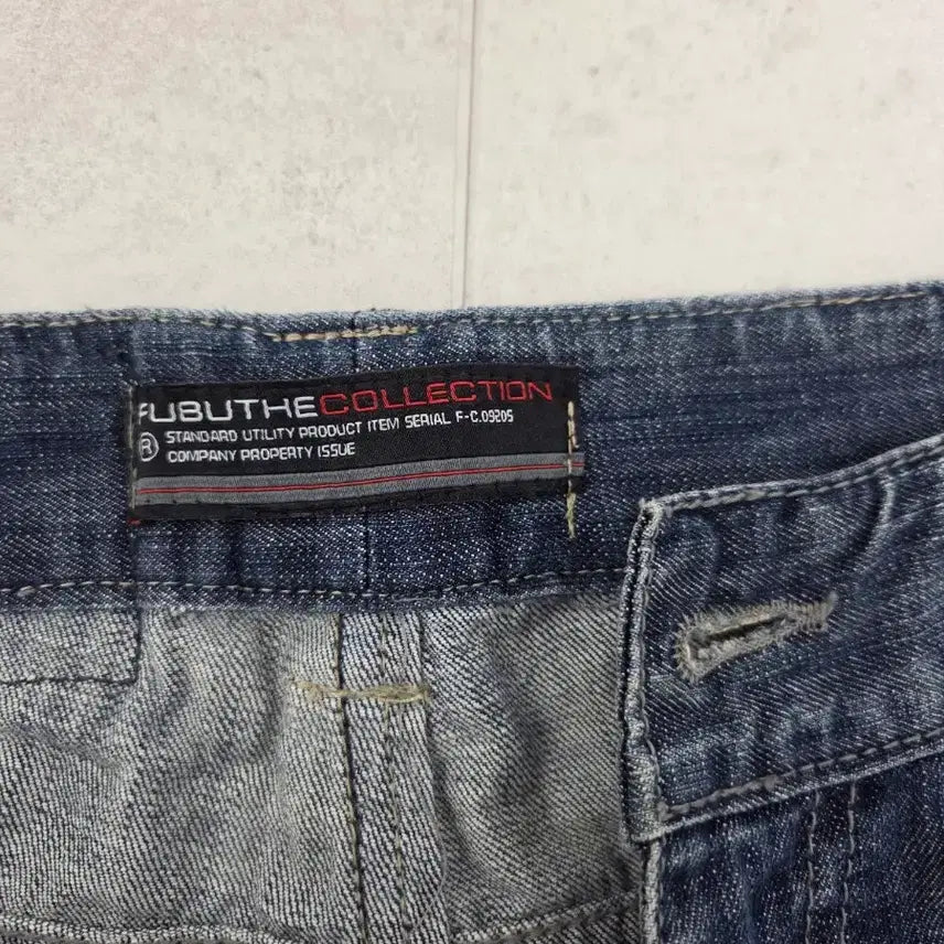 [BUNJANG] FUBU Vintage Y2K Hip Hop Denim Half Pants / FUBU 푸부 올드스쿨 빈티지 지퍼 데님 하프팬츠 (Y2K 힙합)