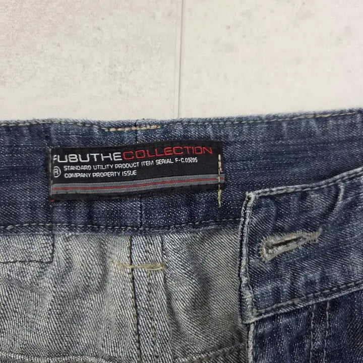 [BUNJANG] FUBU Vintage Y2K Hip Hop Denim Half Pants / FUBU 푸부 올드스쿨 빈티지 지퍼 데님 하프팬츠 (Y2K 힙합)