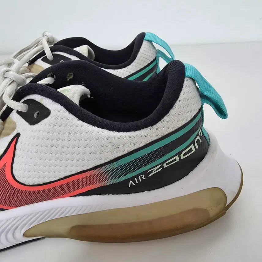 [BUNJANG] Nike Air Zoom Arcadia GS Running Shoes / [265]나이키 에어 줌 아카디아 GS 러닝화