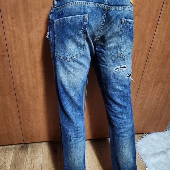 [BUNJANG] DSQUARED2 Vintage Painting Distressed Jeans / 디스퀘어드2빈티지페인팅데미지더티청바지50 입니다만 실측및착장고려34정도