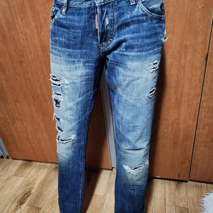 [BUNJANG] DSQUARED2 Vintage Painting Distressed Jeans / 디스퀘어드2빈티지페인팅데미지더티청바지50 입니다만 실측및착장고려34정도