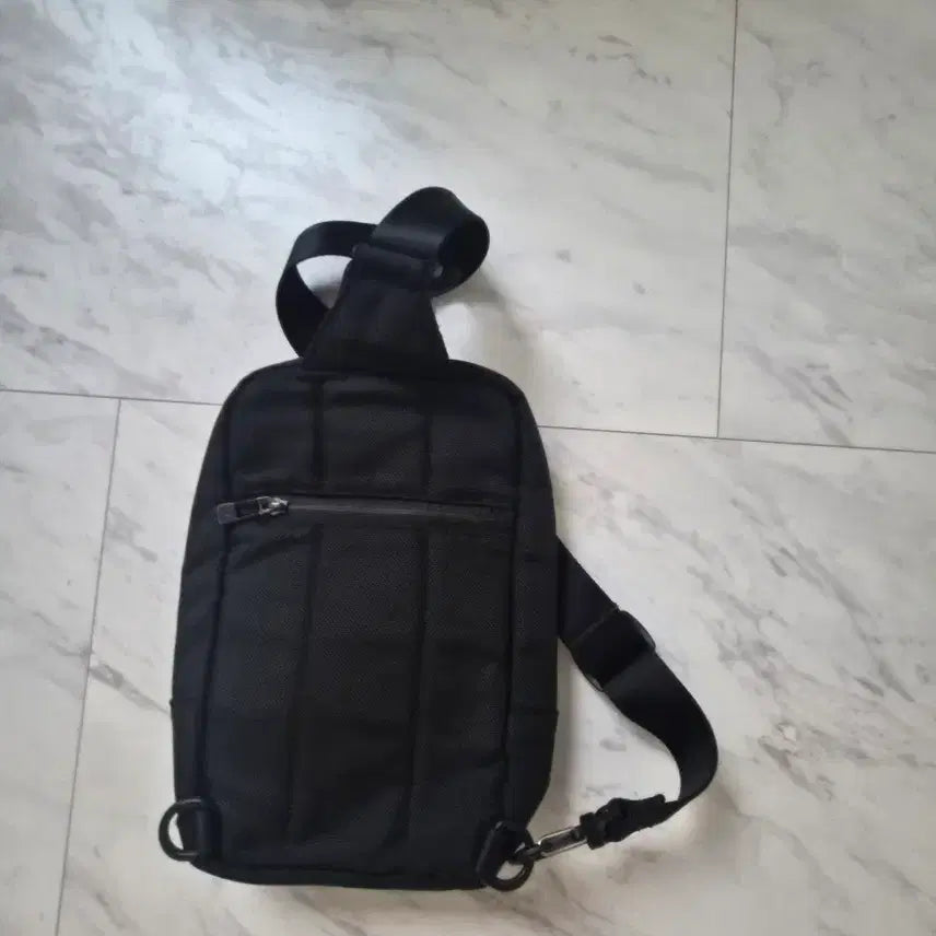 [BUNJANG] Kangol Black Sling Bag / 캉골 슬링백.캉골가방.캉골크로스백.블랙.무료배송
