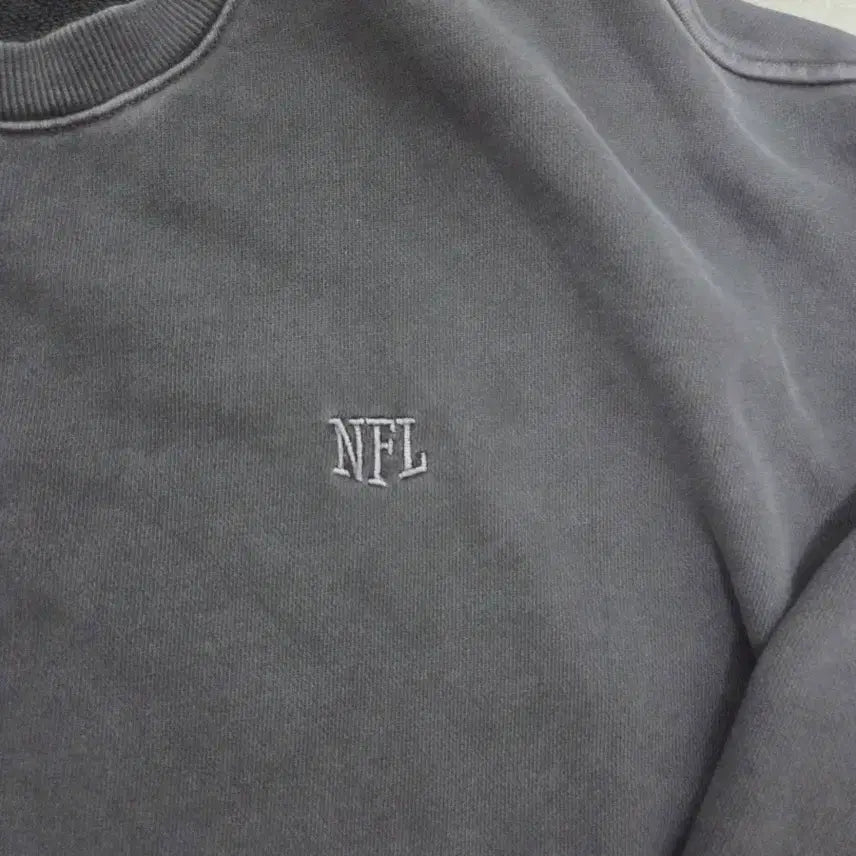 [BUNJANG] NFL Big Logo Pigment Washing Sweatshirt / NFL 빅로고 피그먼트 워싱 맨투맨
