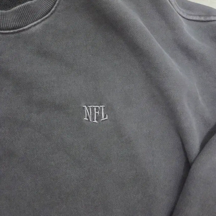 [BUNJANG] NFL Big Logo Pigment Washing Sweatshirt / NFL 빅로고 피그먼트 워싱 맨투맨
