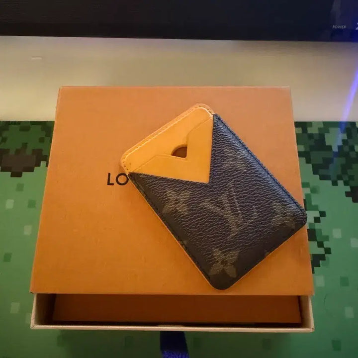 [BUNJANG] Louis Vuitton Magsafe Card Holder / 루이비통 맥세이프 카드지갑