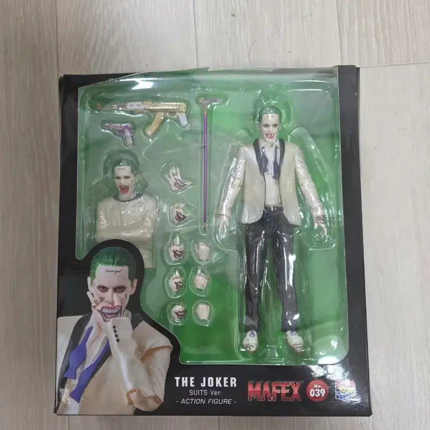 [BUNJANG] MAFEX No. 039 Joker Suicide Squad Suit Version Action Figure / 마펙스 MAFEX 039 조커 수어사이드 스쿼드 슈트 버전 미개봉