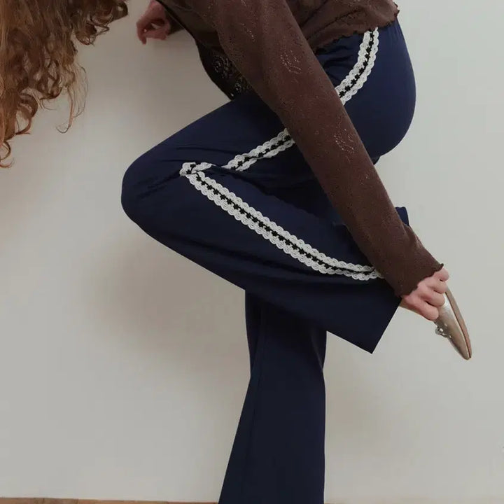 [BUNJANG] poev Lace Trim Track Pants - Navy / poev/ Lace Trim Track Pants - Navy