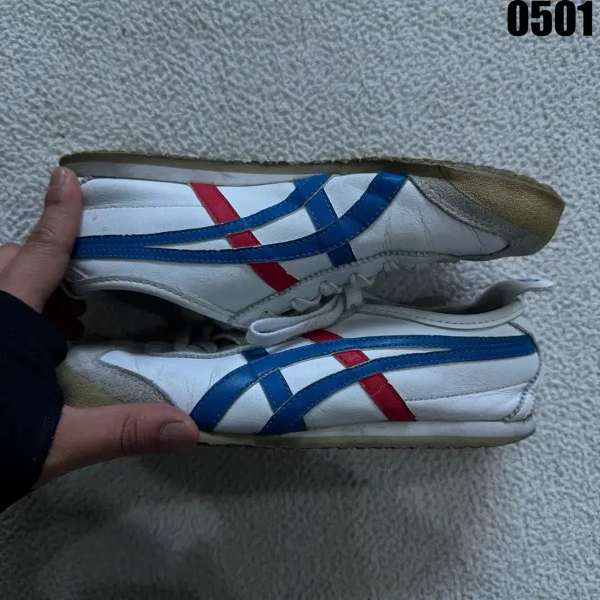 [BUNJANG] Onitsuka Tiger Sneakers (White/Blue/Red) 240mm / 오니츠카타이거 흰/파/빨 스니커즈 240