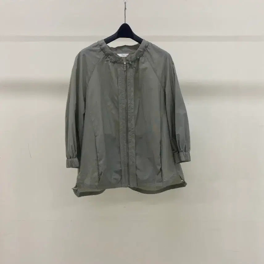 [BUNJANG] JISEN Khaki Summer Windbreaker Zip-up (Size 66-77 Recommended) / [지센] 카키 여름 바라막이 집업 ( 66-77추천)