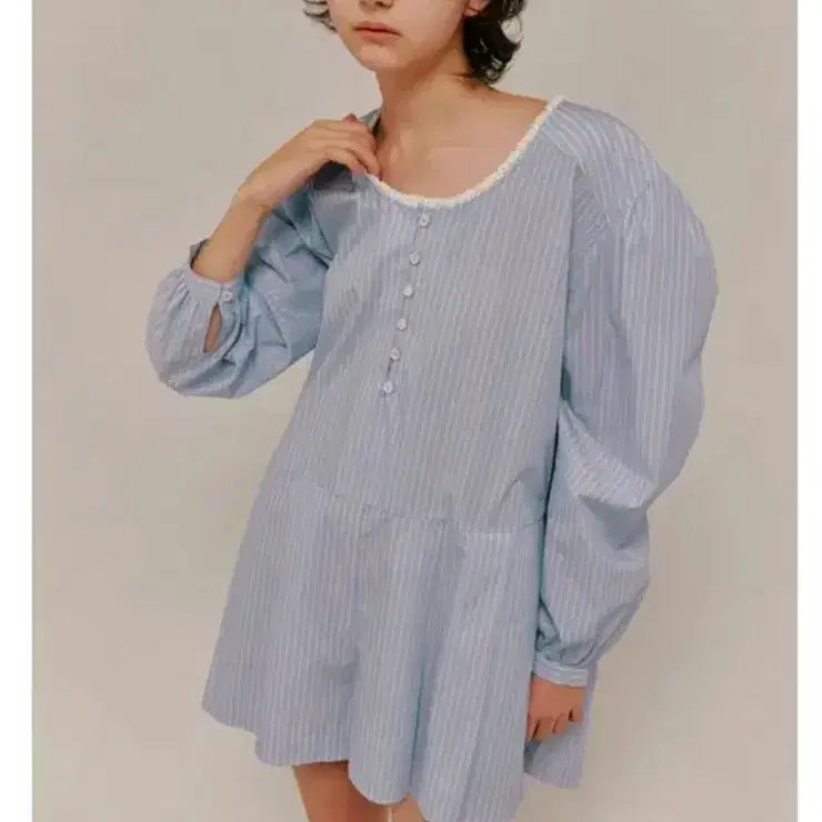 [BUNJANG] Overdue Flare Stripe Jumpsuit / 오버듀플레어 점프수트 스트라이프