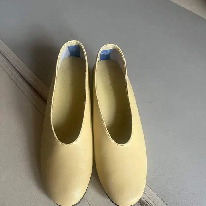 [BUNJANG] M.Mook Yellow Leather Loafers (Size 245) / m.mook 엠무크 옐로우 슈즈(245)