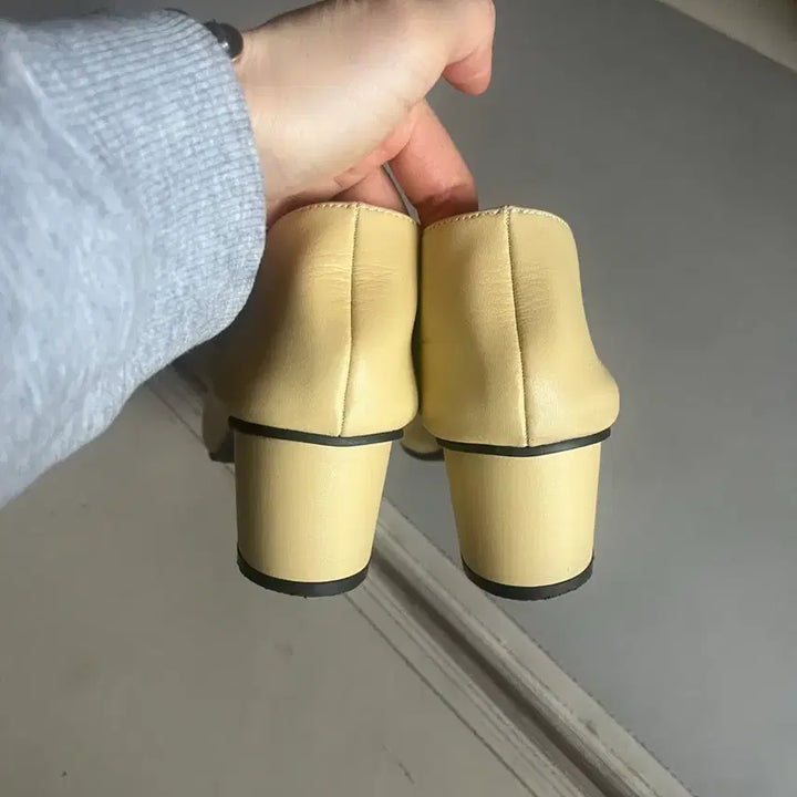 [BUNJANG] M.Mook Yellow Leather Loafers (Size 245) / m.mook 엠무크 옐로우 슈즈(245)