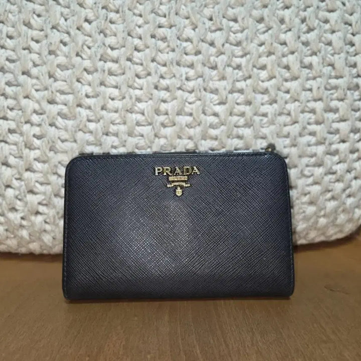 [BUNJANG] Prada Saffiano Leather Bifold Wallet Black / 프라다 사피아노 반지갑 블랙 정품