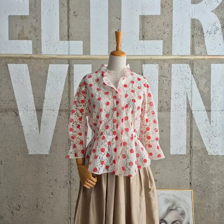 [SOLD OUT] 세일)더아이잗컬렉션 레이스 프릴자켓