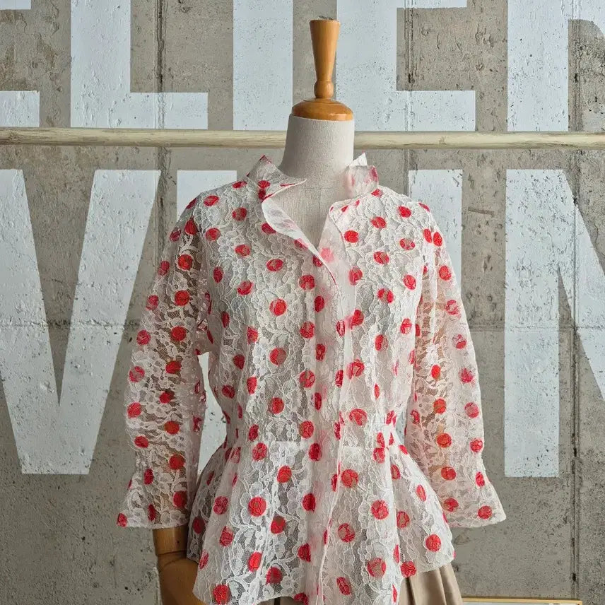 [SOLD OUT] 세일)더아이잗컬렉션 레이스 프릴자켓