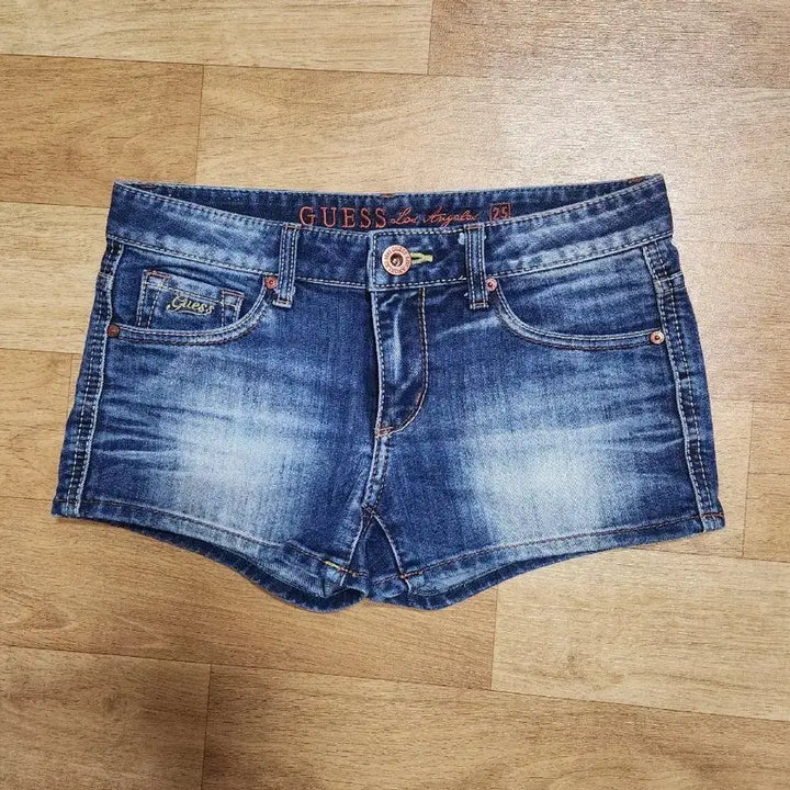 [BUNJANG] Guess Denim Shorts Size 25 / 게스 데님 반바지 25사이즈