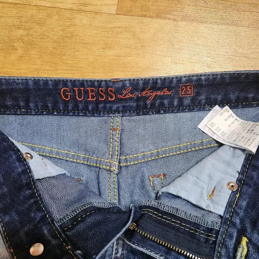 [BUNJANG] Guess Denim Shorts Size 25 / 게스 데님 반바지 25사이즈
