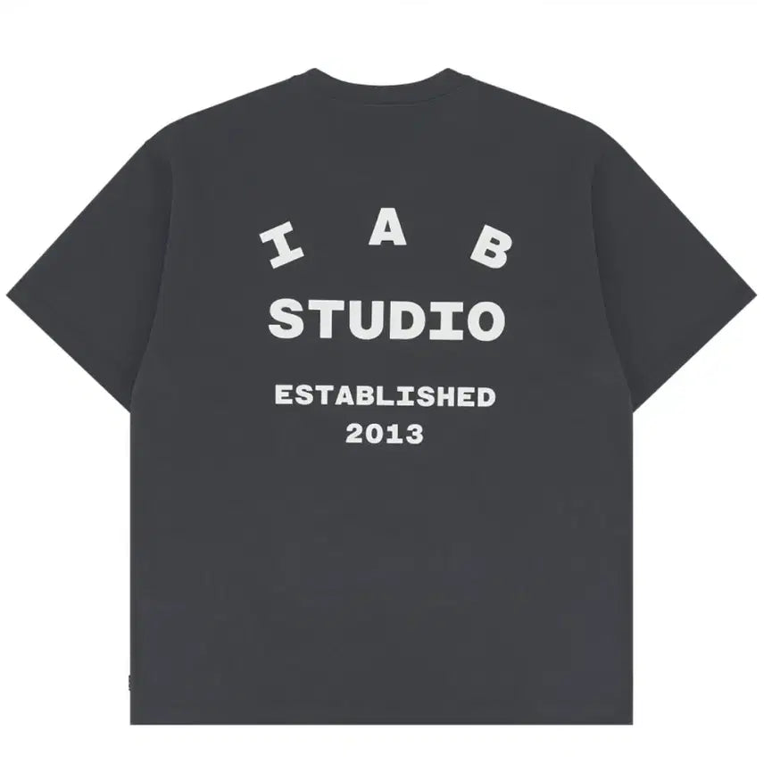 [BUNJANG] IAB Studio Graphic T-Shirt Charcoal XL / XL 아이앱 스튜디오 반팔 차콜