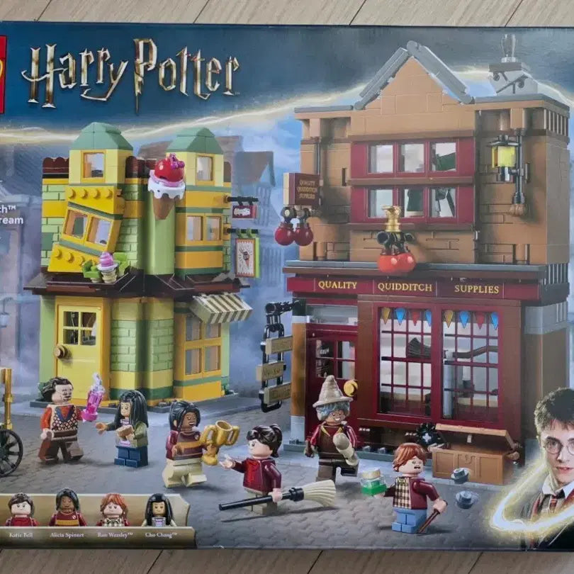 [BUNJANG] LEGO Harry Potter 76452 Quidditch Supplies Shop Set / 레고 해리포터 76452 퀴디치 용품점 팝니다