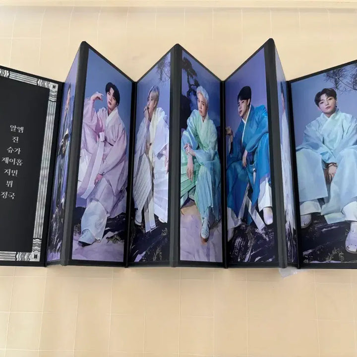 [BUNJANG] BTS Dalmajung Mini Folding Screen (Night Ver.) / 2021 bts 달마중 미니병풍(나이트 버전)