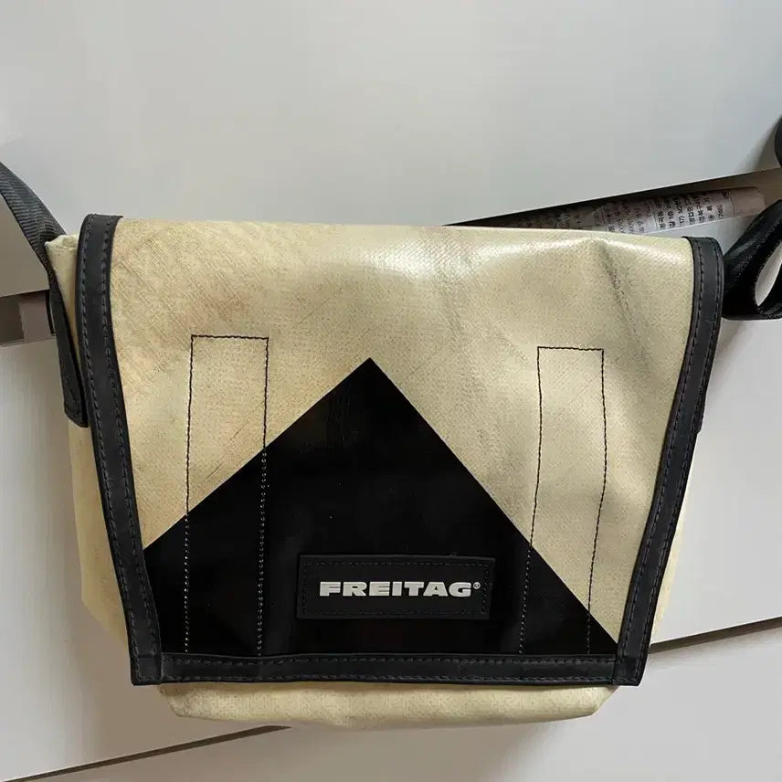 [BUNJANG] Freitag Ramsay Bag / 프라이탁 라씨