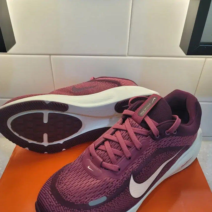 [BUNJANG] Nike Stella Ride Burgundy Running Shoes 240 / 나이키 240 라이드 버건디 운동화 새제품