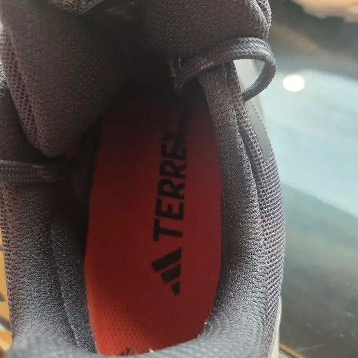 [BUNJANG] Adidas Terrex GORE-TEX Trekking Shoes / 아디다스 테렉스 고어텍스 트레킹화