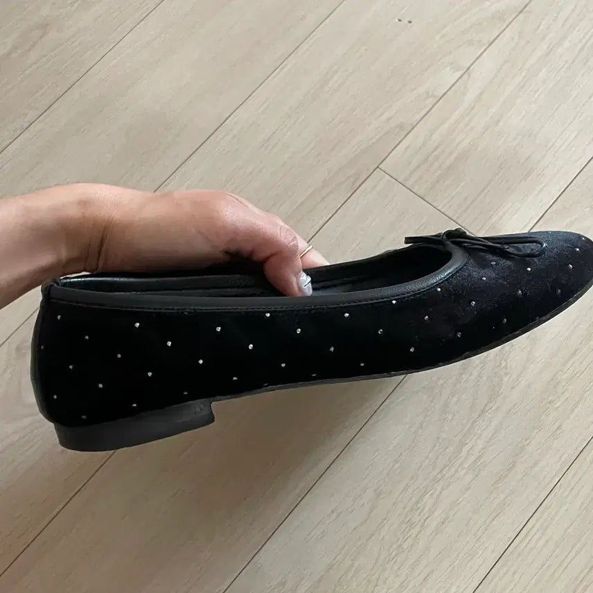 [BUNJANG] Repetto Requins Velvet Ballet Flats / 흐꺙 requins 벨벳 플랫(검정)