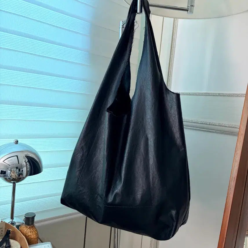 [BUNJANG] COER Vindle Tote Bag Black Large / 쿠어 빈들 토드백 블랙(보부상 큰 가방) 2회착