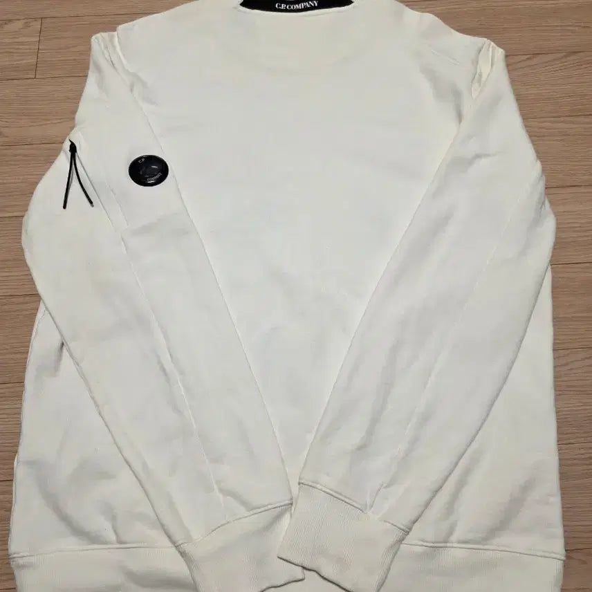 [BUNJANG] CP Company Sweatshirt Ivory / CP컴퍼니 맨투맨 아이보리