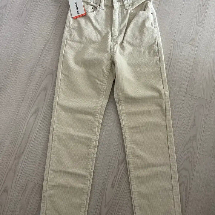 [BUNJANG] Pandora Fit Slim Straight Corduroy Pants Ivory S / 베송비x 판도라핏 슬림 스트레이트 코르덴 아이보리 치즈 바지 S(슬림)