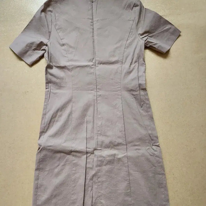 [BUNJANG] Beige Round Neck Short Sleeve Midi Dress / 베이지색 라운드넥 반팔 원피스 베이지