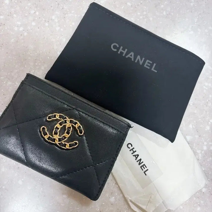 [BUNJANG] Chanel 19 Card Holder Black / 샤넬 19 카드지갑
