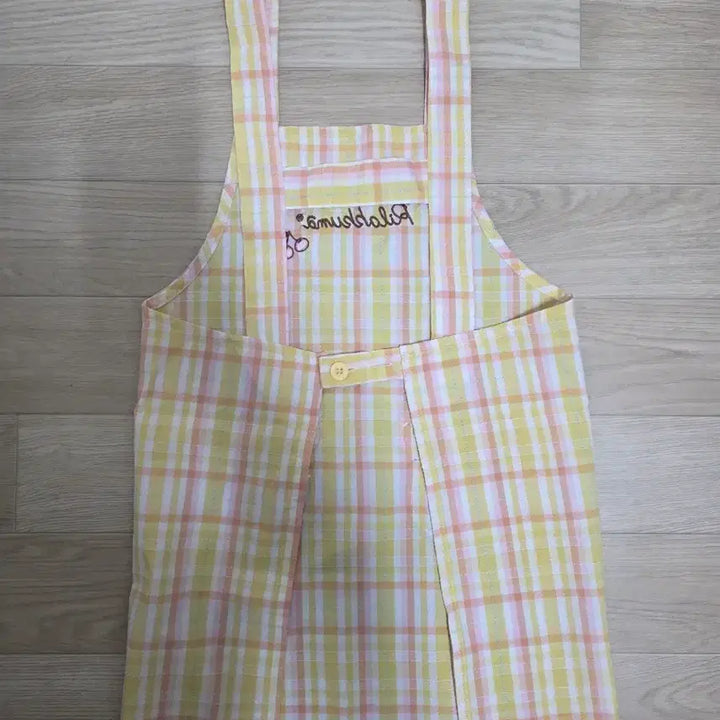 [BUNJANG] Vintage Rilakkuma Apron / 리락쿠마 앞치마 고전리락쿠마