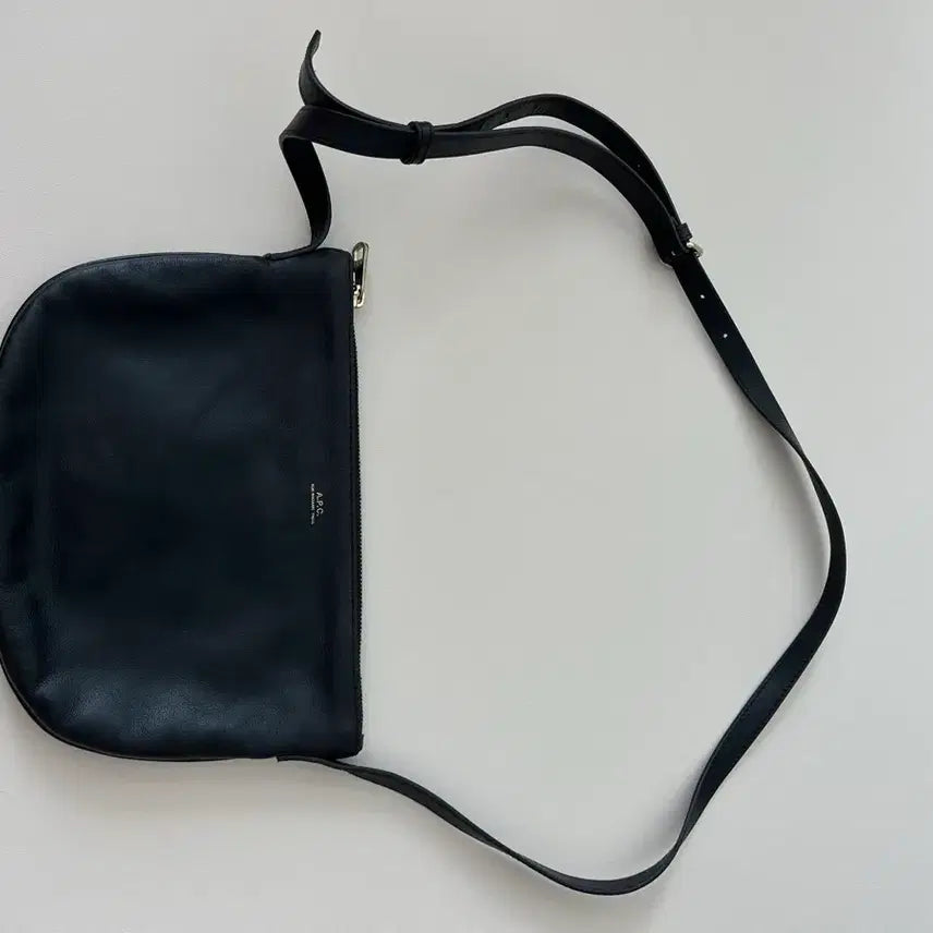 [BUNJANG] A.P.C. Maelys Crossbody Bag Leather / 아페세 마엘리스 크로스백