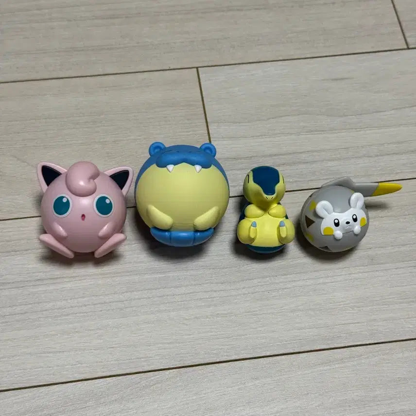[BUNJANG] Pokemon Sitting Figure Collection (30th Anniversary Pop-Up) / 30주년 팝업 웅크리기 포켓몬 팔아요!