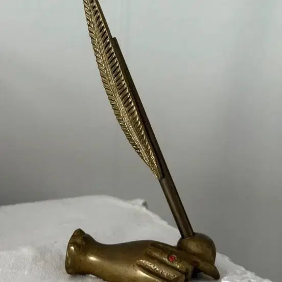 [BUNJANG] Antique Bronze Feather Pen Holder / 앤틱 브론즈 깃털 펜 홀더 인테리어 소품(포르투갈)