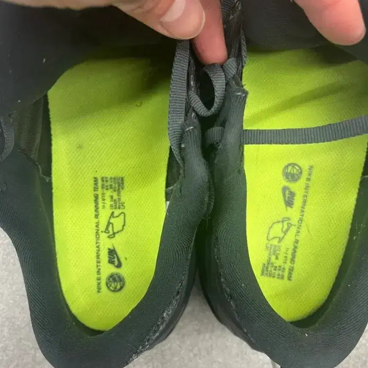 [BUNJANG] Nike Vomero+ Running Shoes 260 / 나이키 보메로플러스 260 러닝화