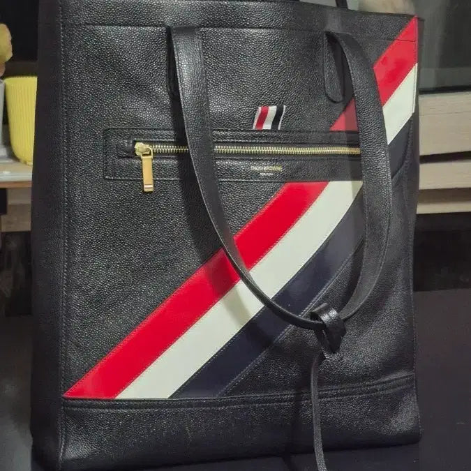 [BUNJANG] Thom Browne Three-Stripe Black Leather Tote Bag / 미사용 톰브라운 삼선 블랙 가죽 토트백